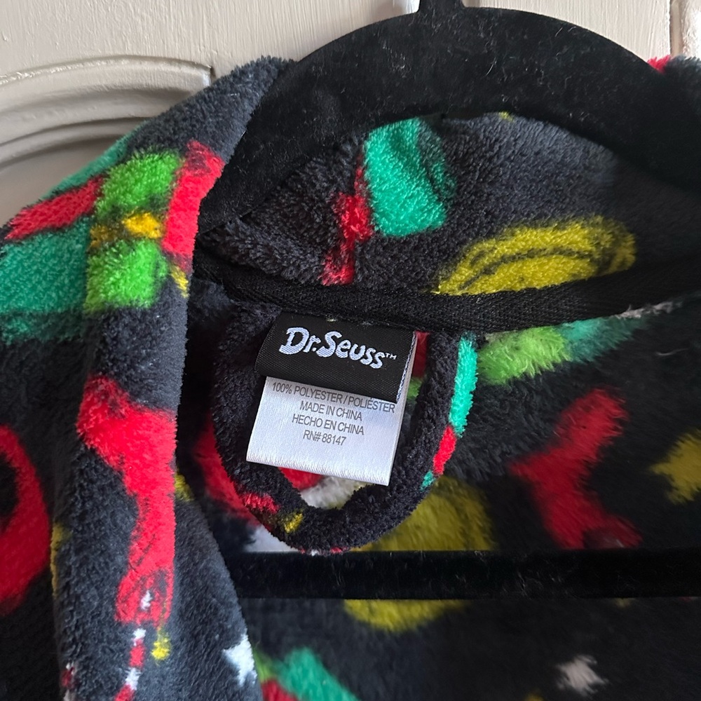 Short Grinch Robe - Picture 3 of 7